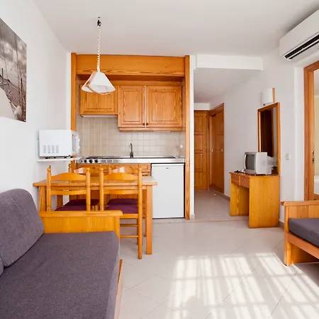 Apart-hotel Ilunion Menorca Cala Galdana (Menorca)