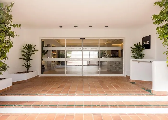 Aparthotel Ilunion Menorca