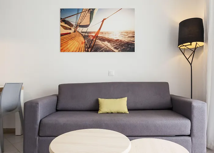 Ilunion Menorca Aparthotel Cala Galdana (Menorca)