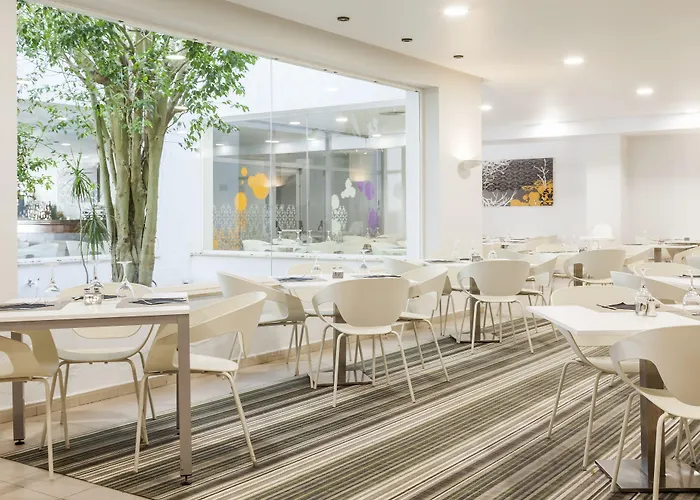 Ilunion Menorca Aparthotel