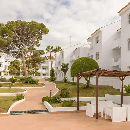 Ξενοδοχείο με διαμερίσματα Ilunion Menorca Cala Galdana (Menorca)