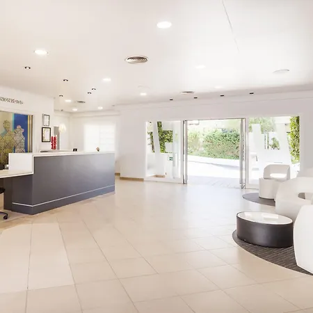 Ilunion Menorca Apart Otel Cala Galdana (Menorca)