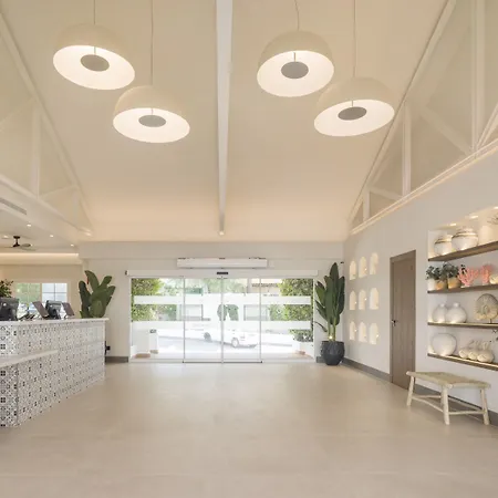Apartmanhotel Ilunion Menorca 3*
