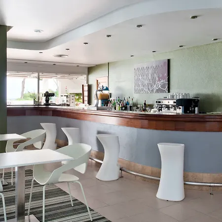 Aparthotel Ilunion Menorca