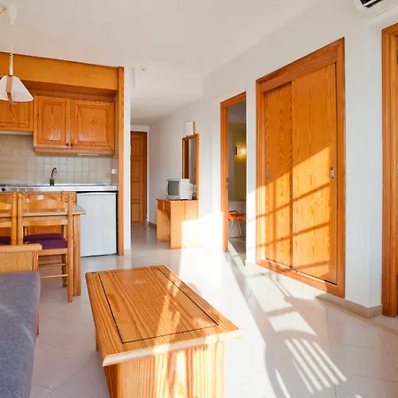 מלון דירות Ilunion Menorca 3*