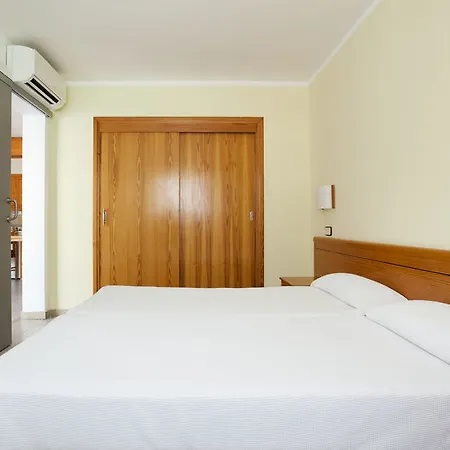 Aparthotel Ilunion Menorca Cala Galdana (Menorca)