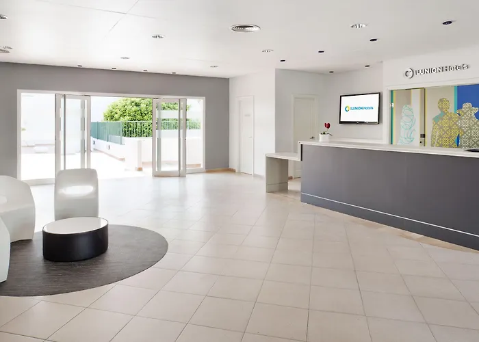 Ilunion Menorca Appart hôtel 3*