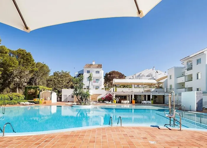 Ilunion Menorca 3* كالا غلدانا