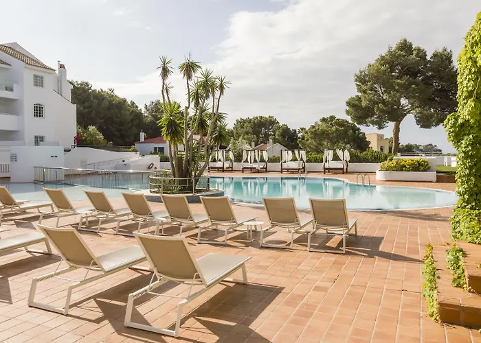 Ilunion Menorca 3* كالا غلدانا